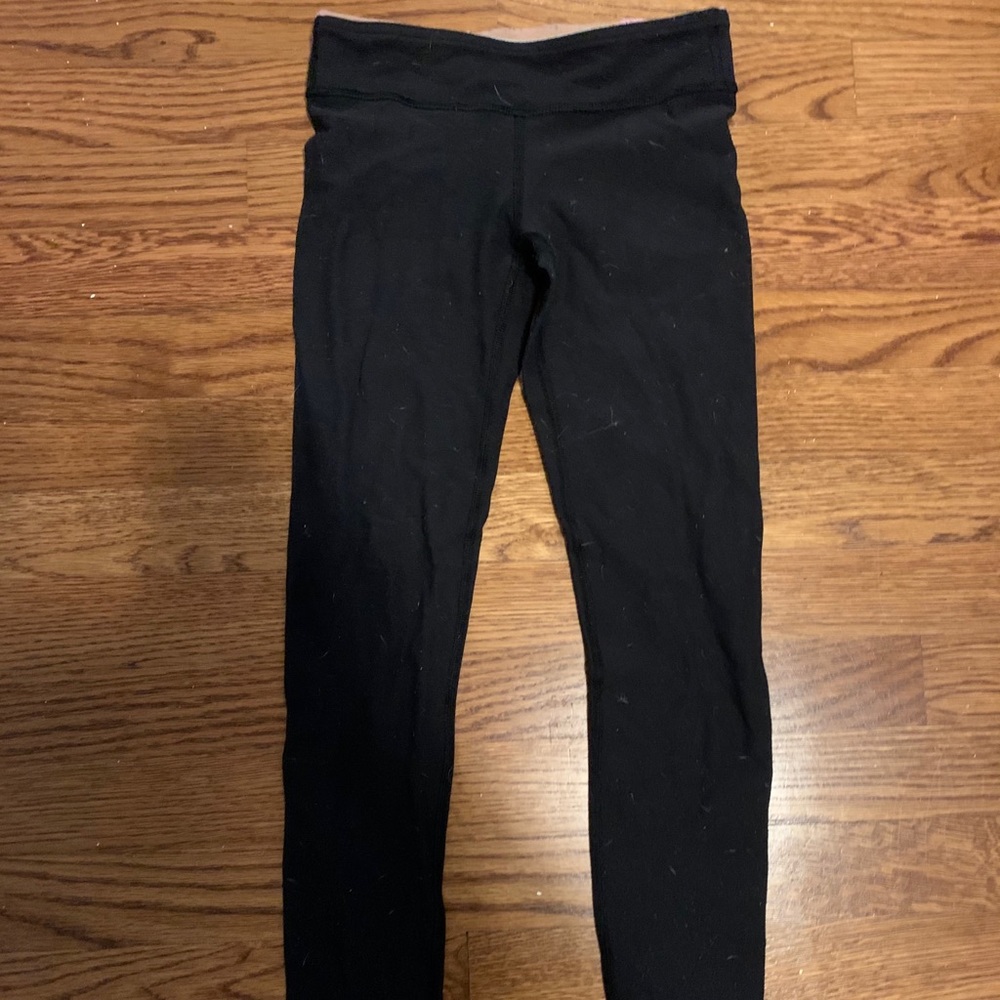Black reversible ivivva kids leggings